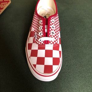 Vans shoes Size 7 Women’s (or 5.5 Mens) - Mixed Checker red and white